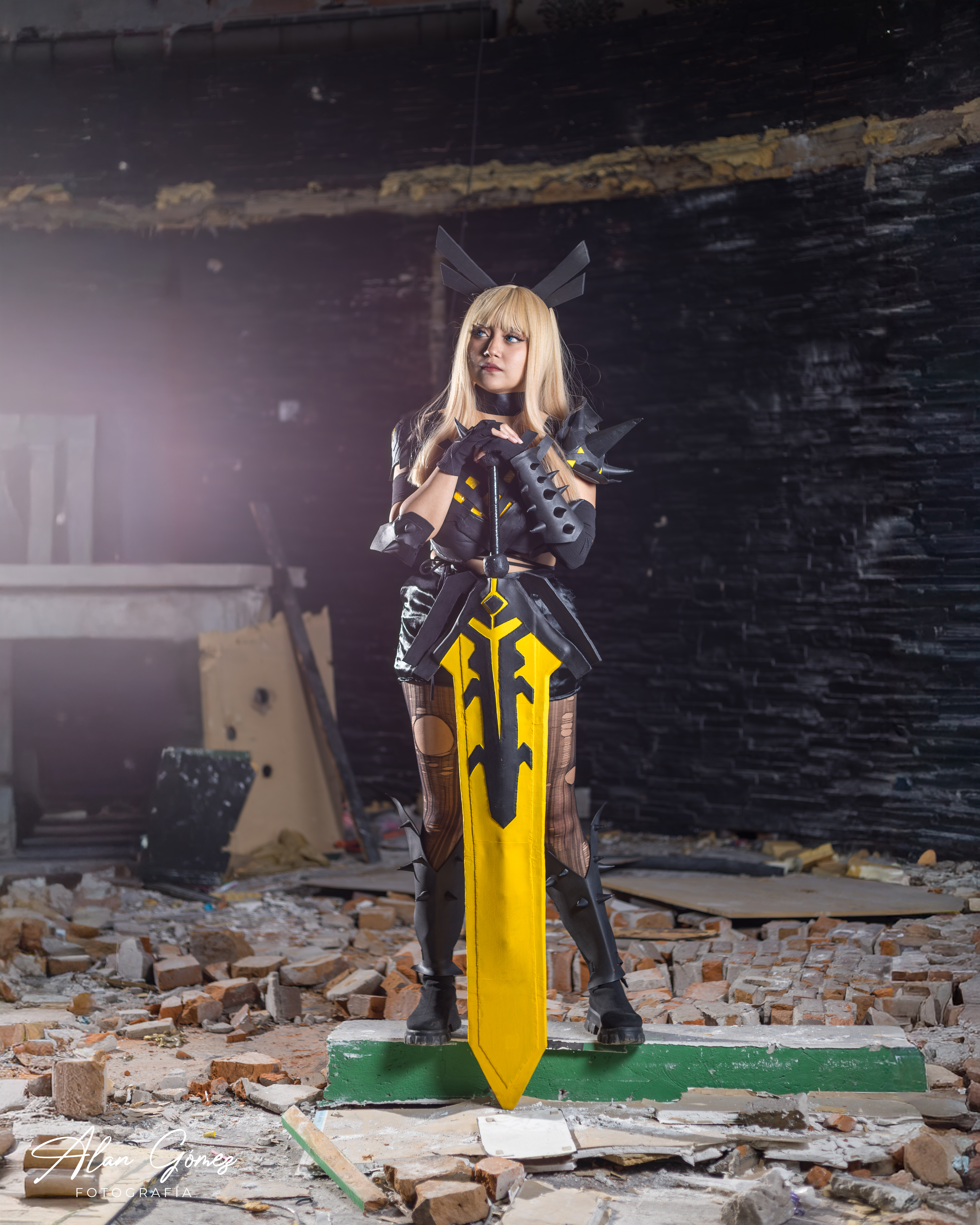 Black Coffee — fotografía lifestyle cosplay