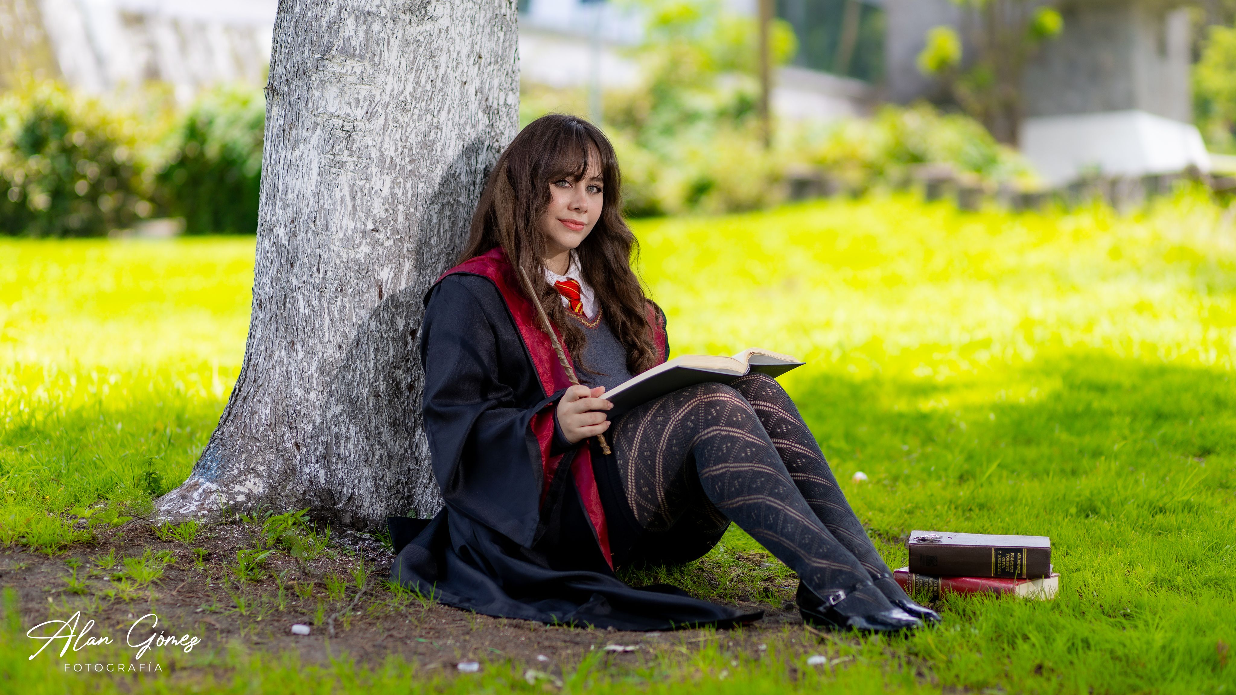 Garden Reading — fotografía lifestyle cosplay